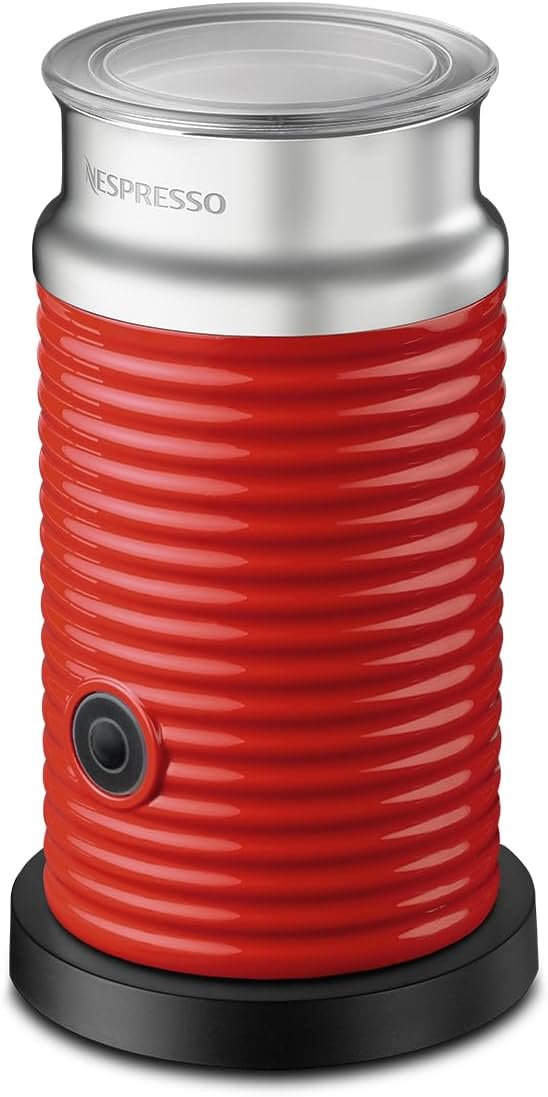 Nespresso Aeroccino 3 : notre avis sur le mousseur à lait automatique emblématique